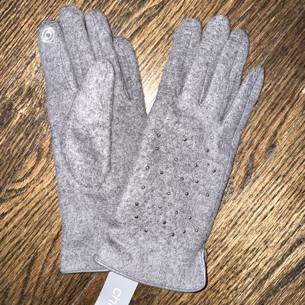 Chic Gray Studded Gloves